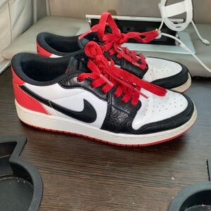 Jordan 1 lows Black toes